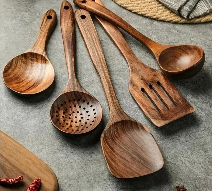 Kitchen Set Made of Natural Teak Wood